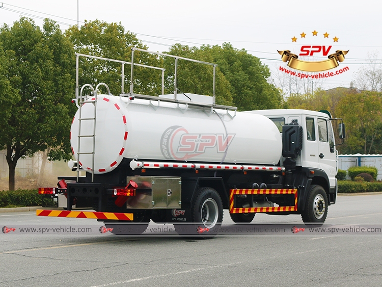 Chemical Liquid Delivery Truck Sinotruk - Right Back Side View